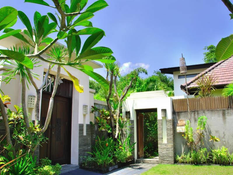 M Two Villas Seminyak المظهر الخارجي الصورة