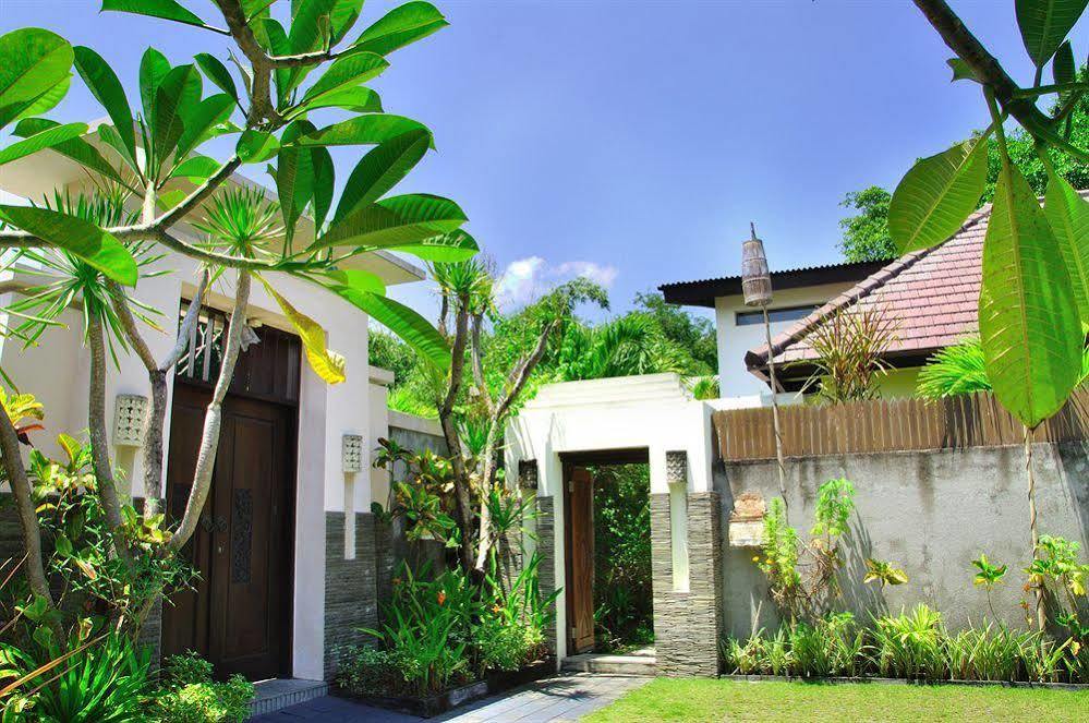 M Two Villas Seminyak المظهر الخارجي الصورة